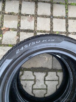 245/50/19 zimní runflat - 3