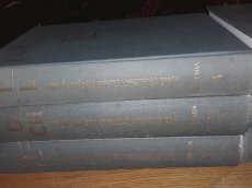 Malá československá encyklopedie - 3