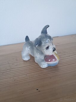 Porcelánová figurka pejska - 3