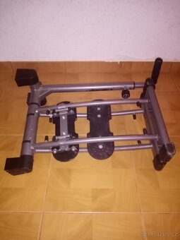 Posilovač nohou - 3