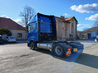 Tahač návěsů Iveco S-WAY NP Euro 6 Palivo LNG - 3