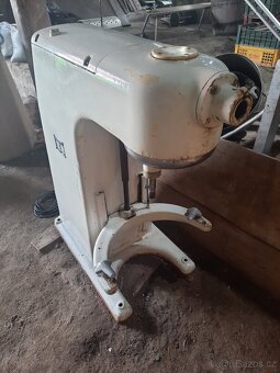 Hnětač/robot Alba RE-20 včetně příslušenství - 3