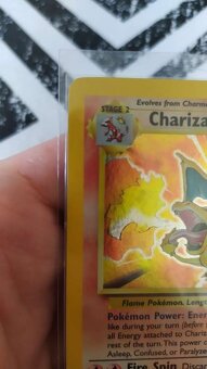 Charizard Base Set 1999 - 3