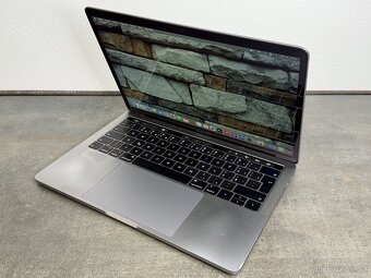 MacBook Pro 13'' 2018 / i5 / 8GB / 512GB SSD / Space Gray - 3