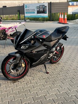 Yamaha yzf r 125 - 3