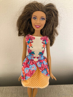 Barbie Mattel různé +šaty - 3