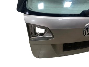 Páté dveře zlatošedá metalíza LC8Y VW Passat B7 kombi 2015 - 3