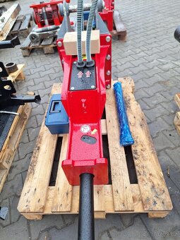 Hydraulické kladivo pro stroje 0,8 - 2,5 tuny - 3