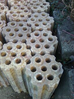 dlažba nebo zatravňovací dlažba - 3