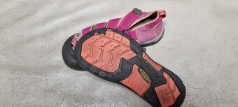 Sandály KEEN růžové vel. 36 / 22,5 cm - 3