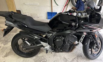 YAMAHA FZ6 Fazer S2 - 3