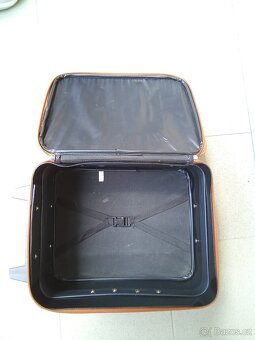 DETSKY KUFR & VECI DO SKOLY & DĚTSKÉ  BOTY - 3