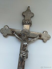 Starý kovový kříž - 3