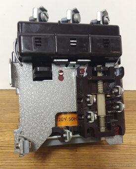 Stykač V13C - 40A /220V/50Hz ( 3 kusy) - 3