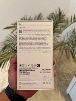 iPhone 16 Pro Max 256 GB White Titanium Nový - 3