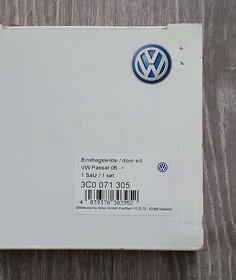 Prahové išty s logem Vw Passat 3C0071305 Originál - 3