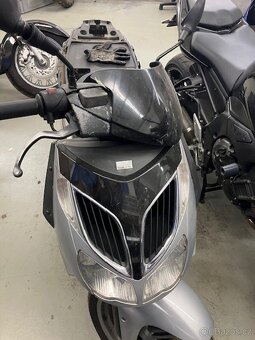 Aprilia Sportcity 200 - vhodné na náhradní díly - 3