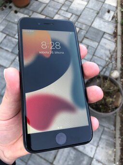 iPhone 7 32Gb...opotřebený stav...100% baterie - 3