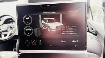 Tablety Audi Q7 s držáky do sedadel - 3