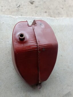 Prodám nádrž Jawa pionýr - 3