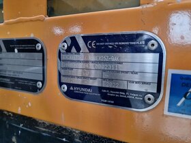 Minibager 2,5 tony Hyundai R25Z-9AK s powertiltom - 3