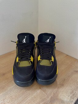 Jordan 4 yellow thunder 42,5 - 3