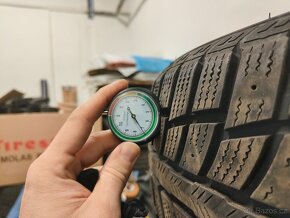 Zimní pneu 2+1 ks gratis 215/55R18 - 3