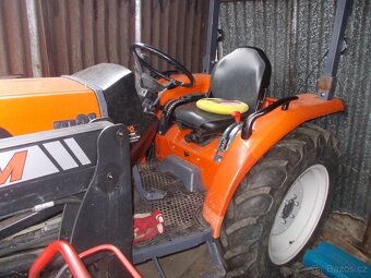 malotraktor kubota -kl 31s čelním nakladačem vymením - 3
