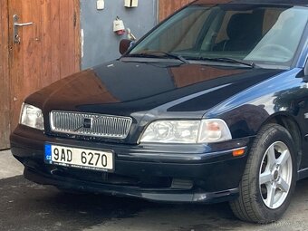 VOLVO V40 1,8i tažné, alu kola - 3