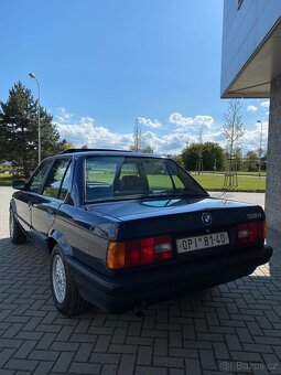 BMW E30, 316i, sedan, TOP stav 2 majitel v ČR. - 3