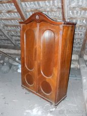 Historická skřín - 3