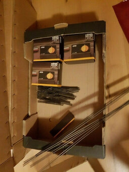 Sada 213 kusů lokomotivy Märklin Z-rail Mini-Club 57x - 3