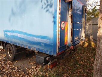 Iveco Eurocargo 90E17 s hydraulickým čelem Dholandia - 3