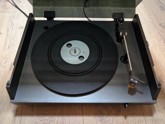 Gramofon Tesla NC470 - funkční - 3