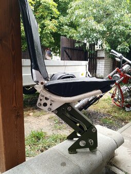 Vojenská sedačka - 3