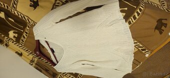 Lehky svetr v.40/42 - 3