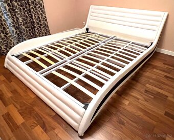 Manželská postel - 3