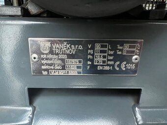 Komptesor Schneider UNM 650 - 3