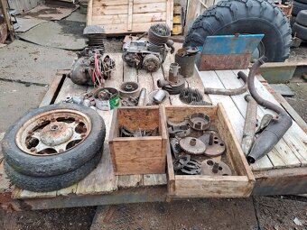 Jawa díly,prase, - 3