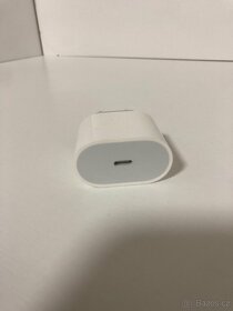 Original Apple - 20W Napájecí adaptér USB-C - 3