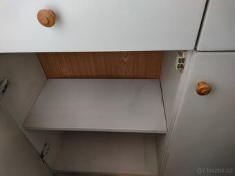Prodám komodu - 3