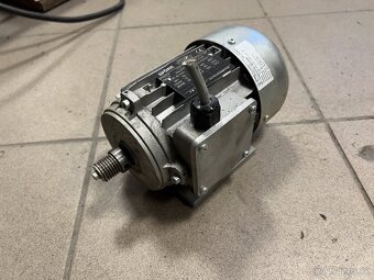 Elektromotor SPORK T63C6 M01DR500 - 3