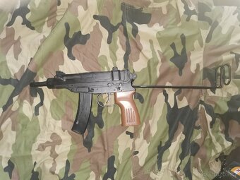 Airsoft scorpion vz61 - 3