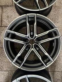 BMW M5 M8 ráfky 20 palcové F90 F91 F92 F93, styling 810 - 3