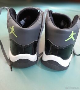 Tenisky Nike Jordan boty - 3