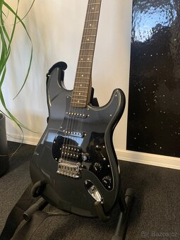 Fender Squier Affinity Series Stratocaster HSS Pack - 3