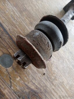 díly gaz 69 ne uaz nebo aro - 3