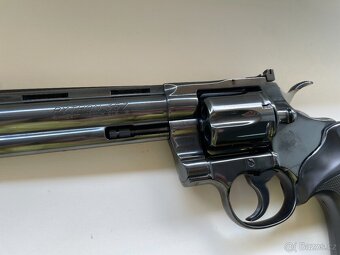 Revolver COLT Python 6" .357 Mag. - 3