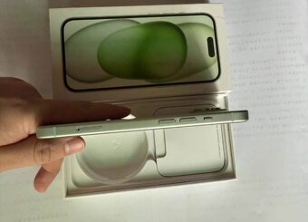 Iphone 15 - 3