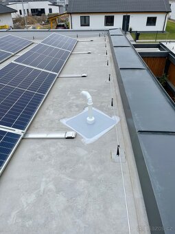 10x FVE panely + konstrukce + střídač - 3